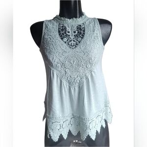 No Boundaries Pale Mint Lace Detailed Sleeveless Top XS